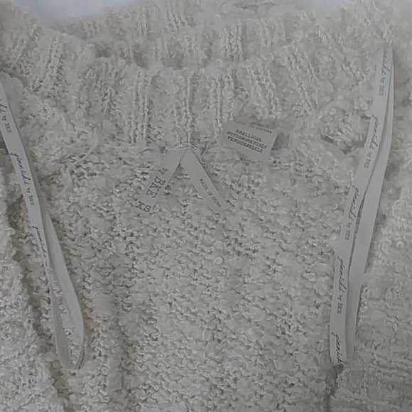 BKE Cream Cardigan XS - Picture 3 of 10